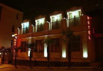 Danisimo Hotel Τυφλίδα 3*,